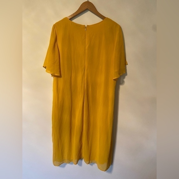 NWT-Thalia Sodi Necklace Shift Dress - Picture 7 of 7